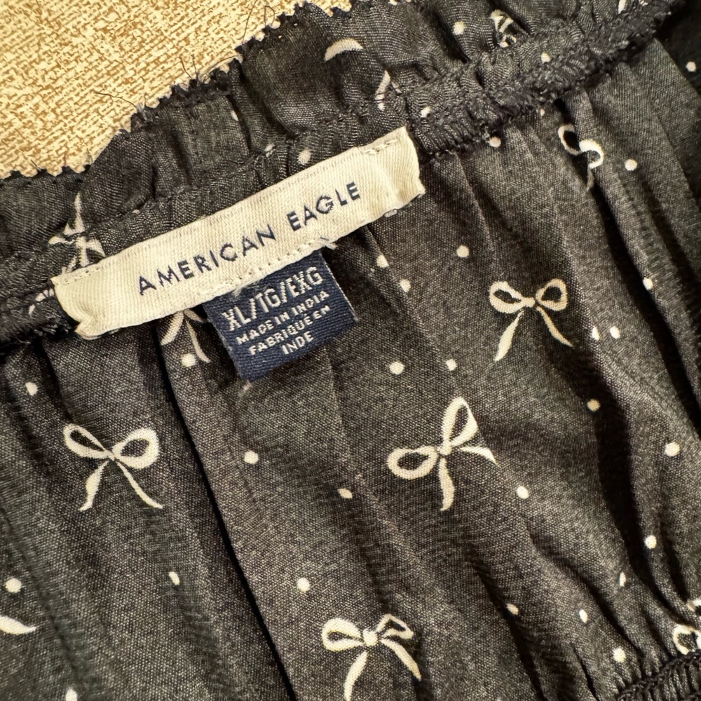 American Eagle Tie-Front Printed Top — Size XL 🎀 White Bow and Polka Dot Print - Picture 6 of 8